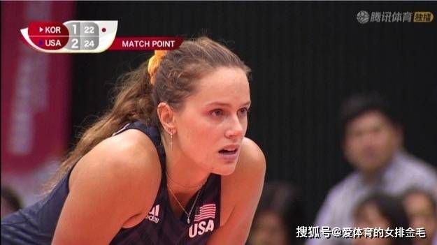 少女时代允儿与李胜基曝恋情 相恋四月车库约会 2014-01-01 2014年第一天，韩国娱乐圈曝出劲爆猛料——李胜基与少女时代成员允儿热恋约会被拍。