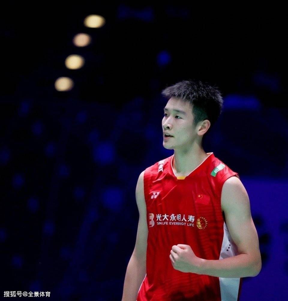 《角斗士2》曝海报 Muscle男保罗·麦斯卡准备战斗 2024-07-09 由雷德利·斯科特执导的经典历史剧情片续集《角斗士2》首曝海报，海报中保罗·麦斯卡正在为战斗做准备。