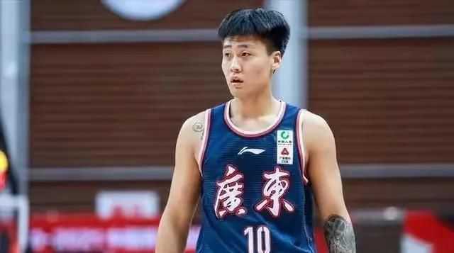 有观众感叹“李玉导演真的很会拍 《绝地逃亡》曝终极预告 成龙范冰冰陷
