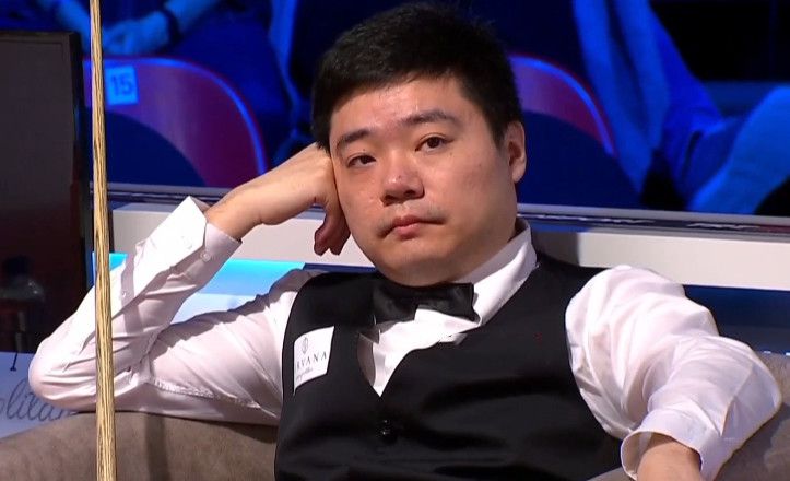 《好莱坞往事》给我最大的感受，是一种奇妙的梦幻感，是真假虚实并存。
